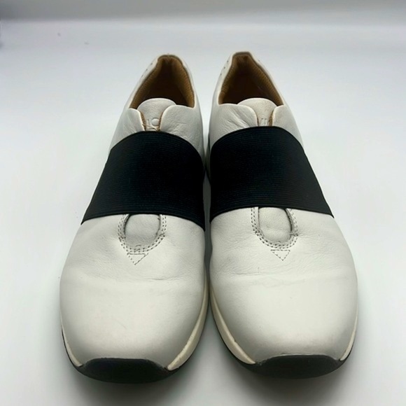 VIONIC- Cosmic Codie Black And White Lightweight Slip On Sneaker Size 9.5 - Picture 2 of 13
